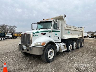 2015 Peterbilt 348 5- Achs Kipper-Lkw