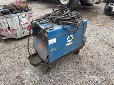 Miller Dialarc HF 103 A Skid-Mounted Electric Welder