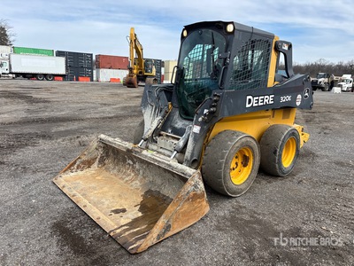 2016 John Deere 320E Skid Steer Loader (Inoperable)