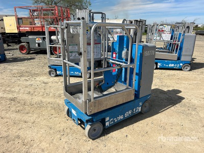 2016 Genie GR-12 رافعة عمودية