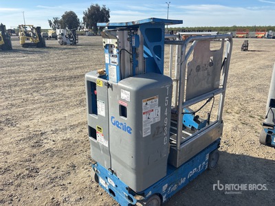 2016 Genie GR-12 رافعة عمودية