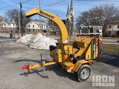2017 Vermeer BC700XL Tow-Behind Wood Chipper