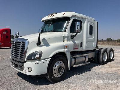 2017 Freightliner Cascadia 125 6x4 Tractocamion con Dormitorio / Cabeza Tractora Cabina Dormitorio