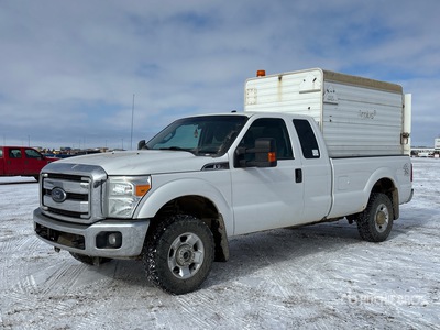 2012 Ford F-350 XLT 4x4 Extended Cab Pick Up