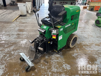 2019 National 7700 Electric Ride-On Rascadora de Piso