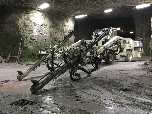 2016 (unverified) Oldenburg DPH2HD Rubber Tire Jumbo Drill