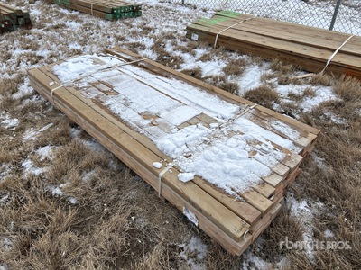 Quantity of (43) 2 x 4 x 8 ft Timmerhout