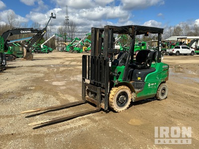 2016 Mitsubishi FG25NLP 4600 lb Pneumatic Tire Forklift