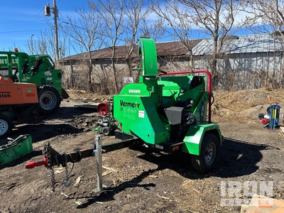 2019 Vermeer BC900XL Tow-Behind Wood Chipper