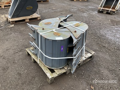 Quantity of (3) Strickland 24 in Trench Benna per escavatore - Fits Hyundai R55 (Unused)