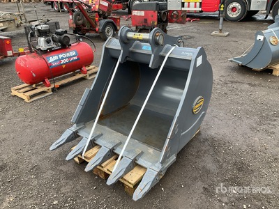 Strickland 42 in Loading Benna per escavatore - Fits Hitachi ZX130 (Unused)