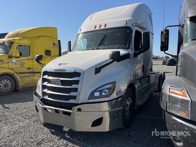 2019 Freightliner Cascadia 126 6x4 T/A Sleeper Truck Tractor