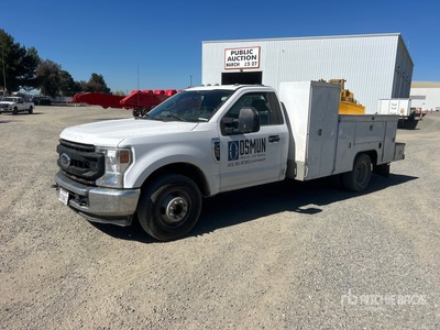2021 Ford F-350 XL 4x2 Camion utilitaire