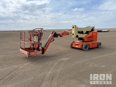 2014 JLG E400AJPN 2WD Electric Articulating Boom Lift