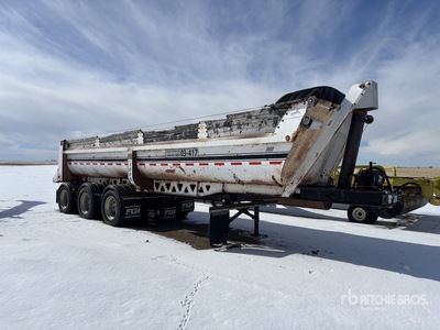 2005 Midland Tridem Tipping Trailer