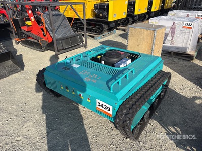 2026 SDLOOL SL1010 Remote Control Crawler Lawn Mower (Unused)