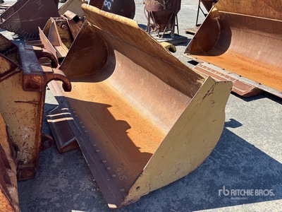 94 in Wheel Loader Bucket