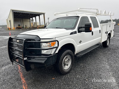 2015 Ford F-250 XL 4x4 Crew Cab شاحنة متعددة الاغراض