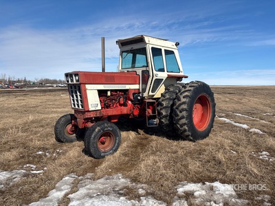 Case IH Farmall 966 2WD Tractor
