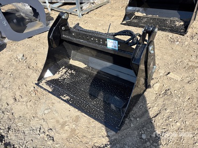 2026 GIYI GY-XKH39 39 in 4 in 1 Mini Skid Steer Bucket (Unused)