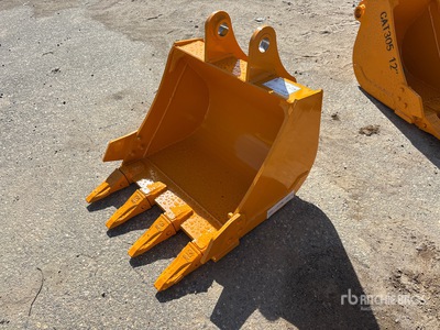 2026 GIYI GY-BK 24 in Digging Excavator Bucket - Fits Cat 305 (Unused)