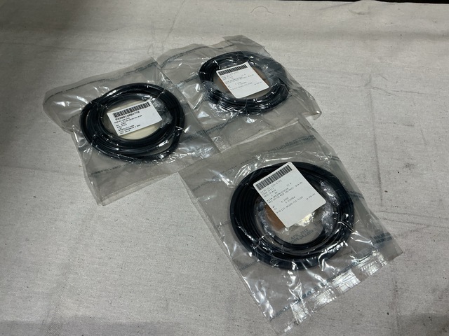 (3) Greene Tweed 122-46100-731-0160 Plain Seals