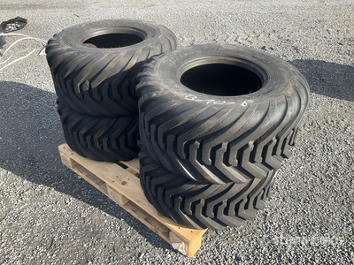 Quantity of (4) BKT Traction 882 400/60 R15.5 Neumáticos