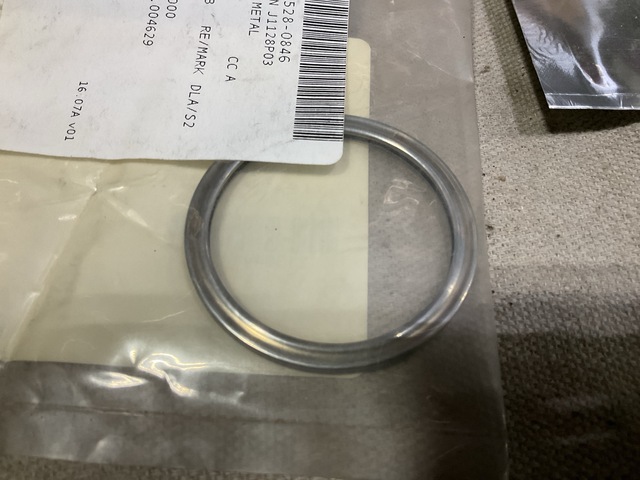 (24) GE J1128P03 E-Seals