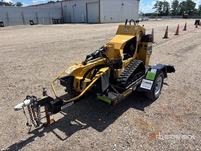 2021 Vermeer SC30TX Walk Behind Cortadora de tocones w/2021 Vermeer TLR33 Trailer