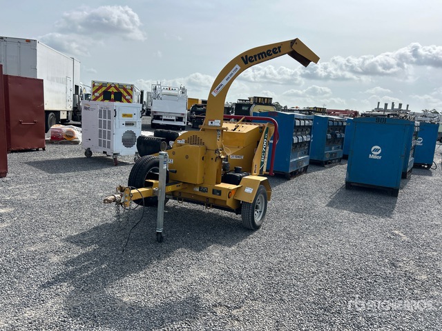 2022 Vermeer BC700XL Tow-Behind Wood Chipper