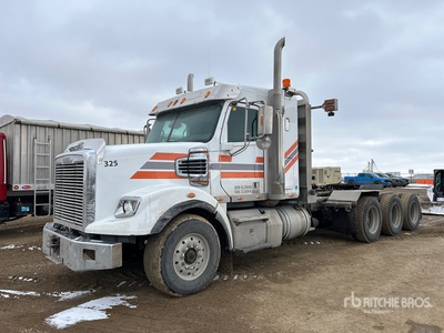 2015 Freightliner 122SD 8x6 Sleeper Truck Tractor