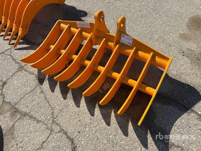 2026 GIYI 44 in Excavator Rake - Fits Cat 305 (Unused)