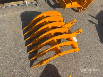 2026 GIYI Excavator Rake - Fits Cat 305 (Unused)
