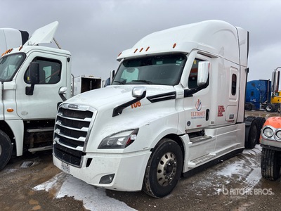 2022 Freightliner Cascadia 6x4 T/A Sleeper Truck Tractor
