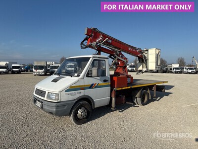 1991 GSR 15/11P 13 m on Iveco Daily 49-12 Camion à godets
