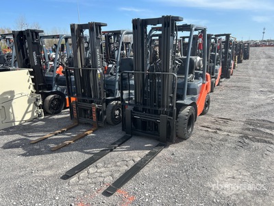 2018 Toyota 8FGU25 4500 lb Pneumatic Tire Gabelstapler