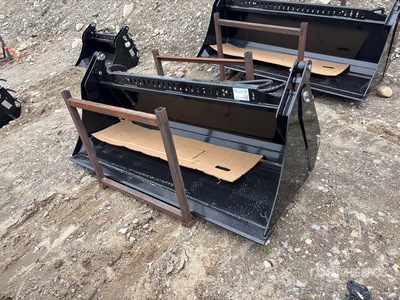 2026 GIYI GY-KH72F 72 in Multi-Purpose Skid Steer Bucket (Unused)