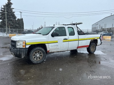 2011 Chevrolet Silverado 1500 4x2 Extended Cab Pickup
