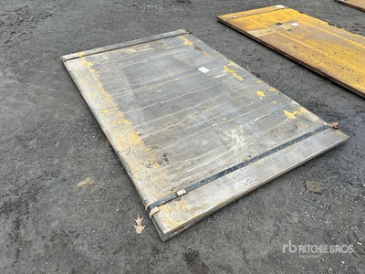 Kit Containers Steel 5 ft 1 in x 7 ft 9 in (1 in Thick) 1 in Steel Plates (Unused)