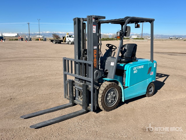 2022 Octane 80 7720 lb Electric Forklift