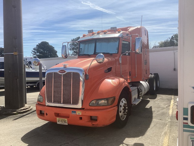 2011 Peterbilt 386 T/A Sleeper Truck Tractor (Inoperable)