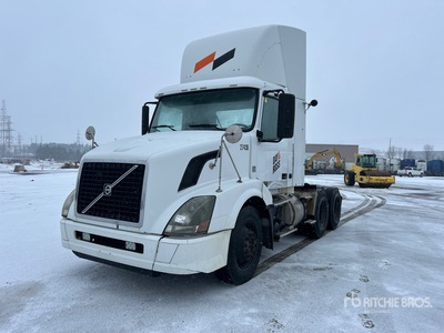 2009 Volvo VNL 6x4 T/A Day Cab Truck Tractor