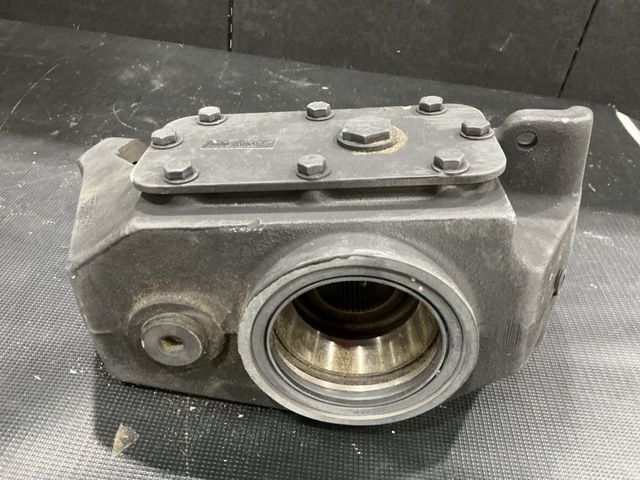 (2) AM General 6009352 Four Wheel Drive Hub Body Assemblies