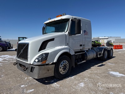 2013 Volvo VNL 6x4 T/A Sleeper Truck Tractor