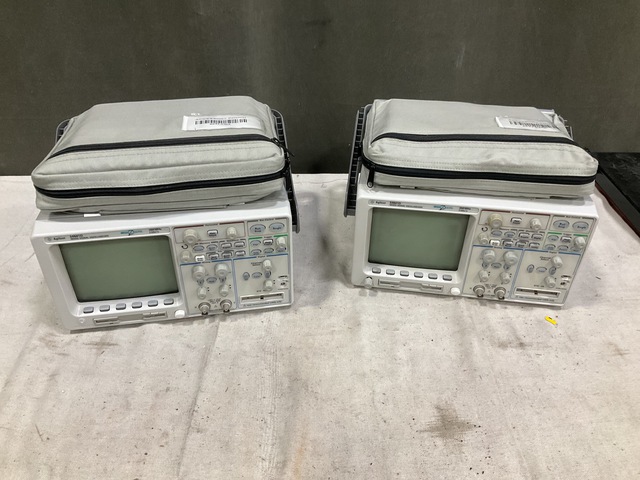 (15) Agilent 54641D Oscilloscopes