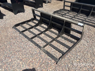 2025 Kit Containers QT-SG-S76-V3 76 in Skeleton Skid Steer Grapple Bucket (Unused)