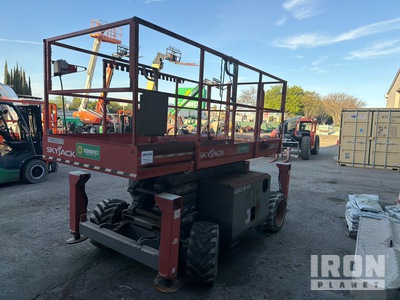 2023 Skyjack SJ6832RT 4x4 Diesel Scissor Lift (Inoperable)