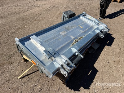 2024 Waltco HLF30 Hydraulic Tailgate