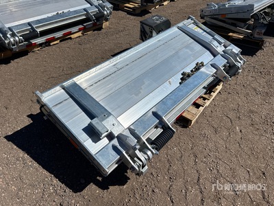 2024 Waltco HLF30 Hydraulic Tailgate