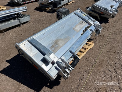 2024 Waltco HLF30 Hydraulic Tailgate